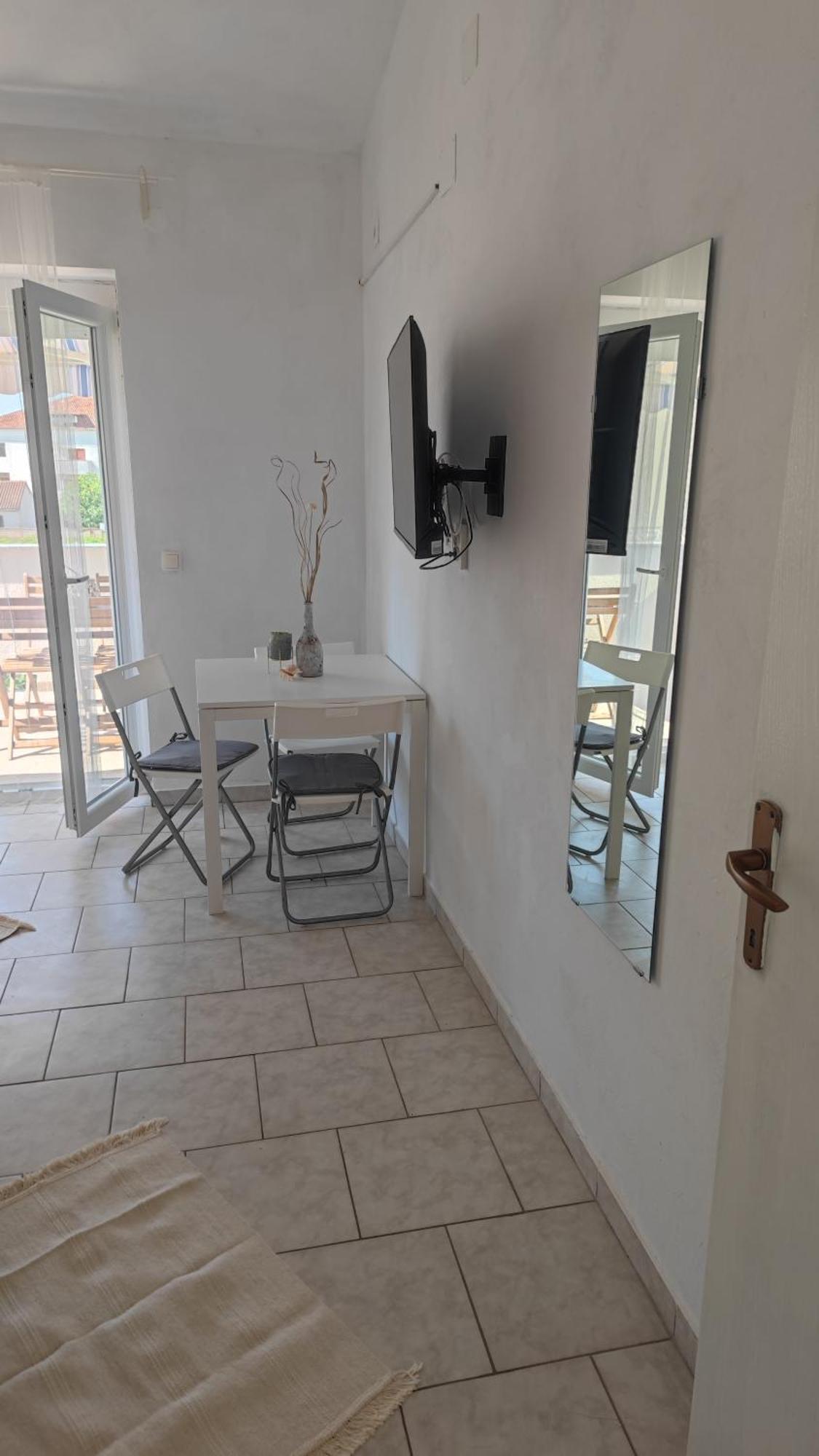 Vila Sentio Mare-Apartments Livaic Zeljko 피로바츠 외부 사진
